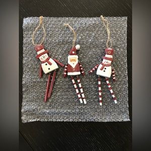 Sweet set of 3 Christmas tree holiday ornament decorations: Santa and 2 Snowmen